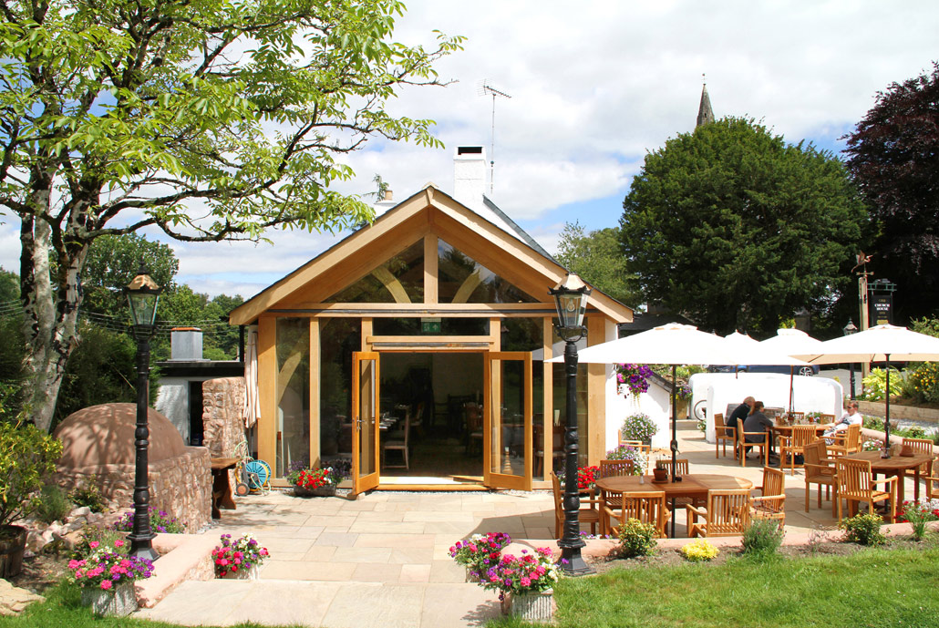 Restaurant-&-Garden